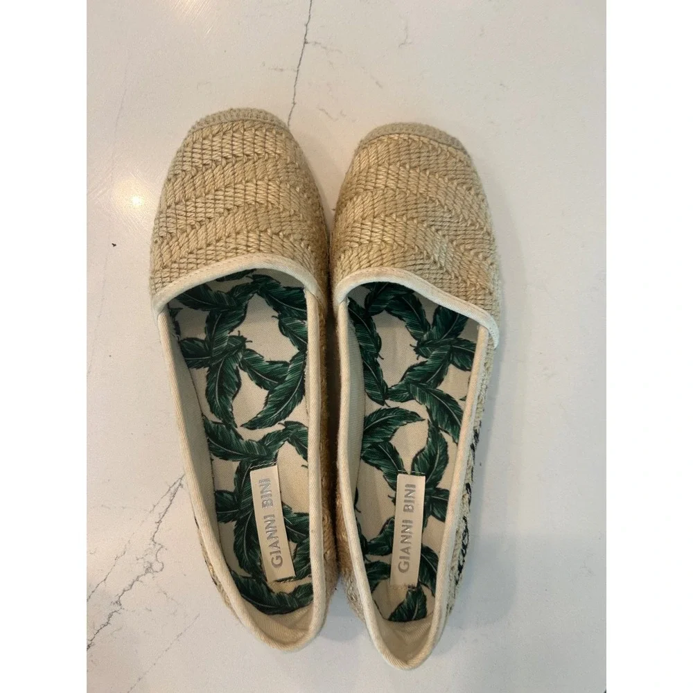Gianni Bini Espadrille Flats Tan Ciao Bella‎ Woven Tropical Palm Leaf 8.5M
